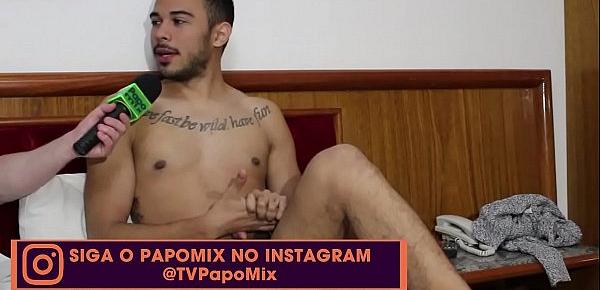  Suite69 - Bonito, gostoso e muito safado, Apolo Sanches fala sobre sexo hard e fist fucking - Parte 3 - Twitter @PapoMix